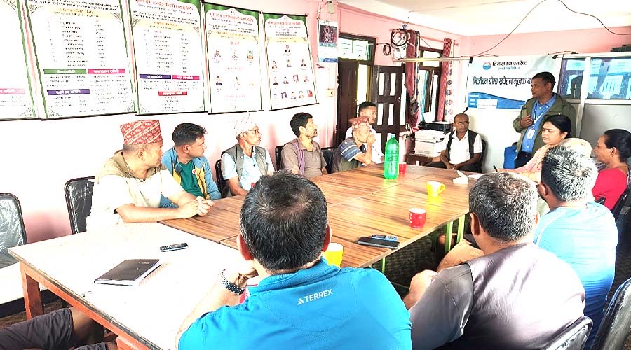 हिमालयन एभरेष्ट इन्स्योरेन्सद्वारा सिन्धुपाल्चोकमा कृषक लक्षित बीमा सचेतना कार्यक्रम सम्पन्न