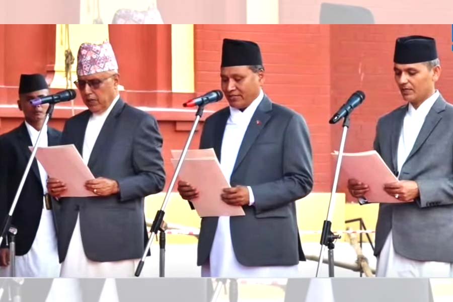 शितलनिवासमा तीन नवनियुक्त मन्त्रीले लिए सपथ